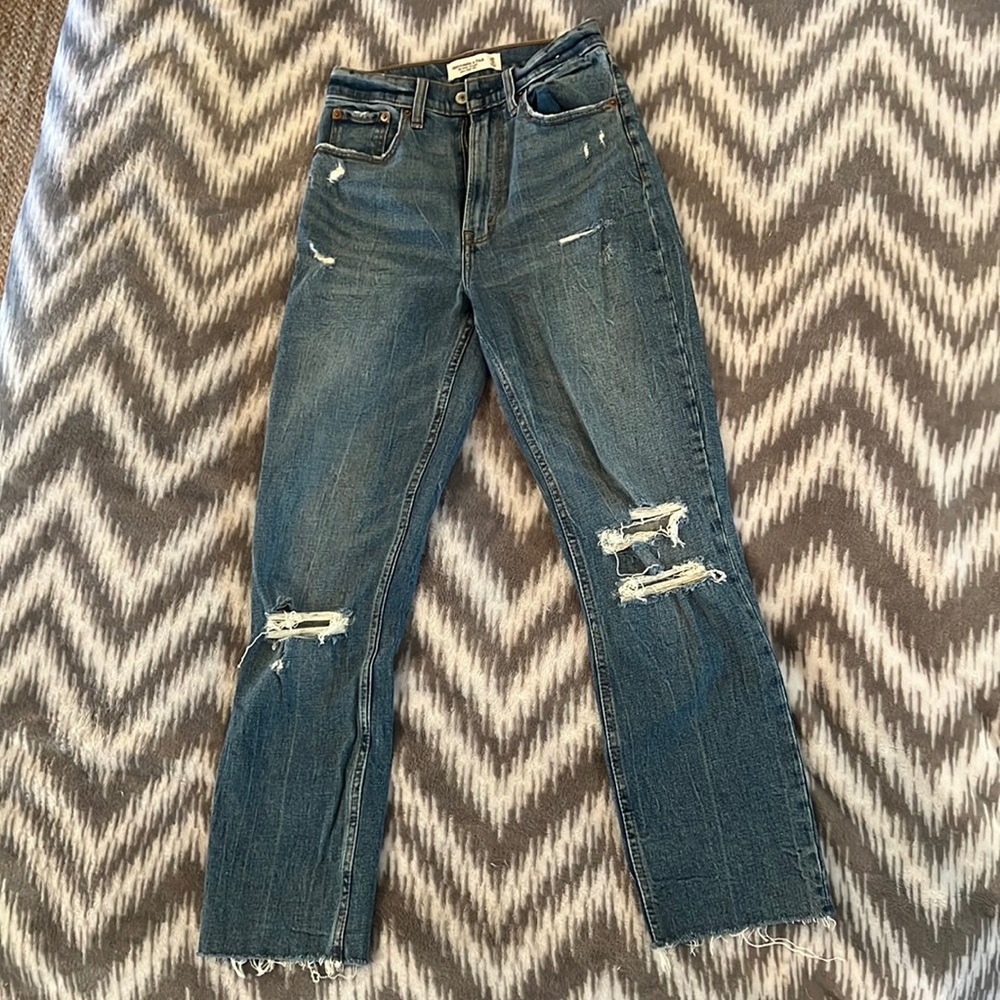 Abercrombie & Fitch The Ankle Straight Ultra High Rise Curve Love